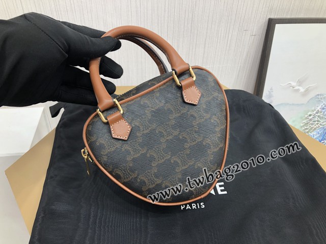 Celine專櫃2023新款TRIOMPHE標誌印花愛心小手提肩背女包 賽琳新年膠囊系列心形手袋 sldj2247